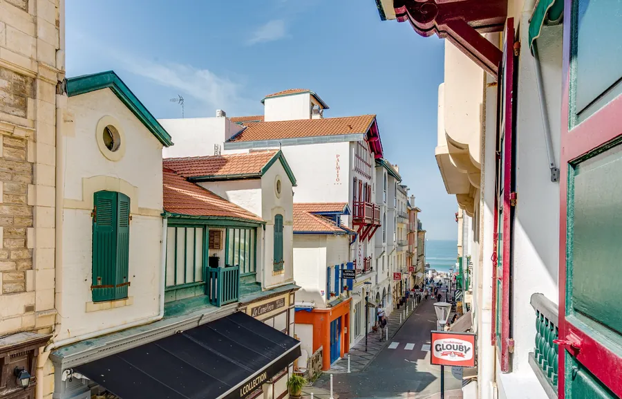Aperçu sur l'océan depuis l'appartement